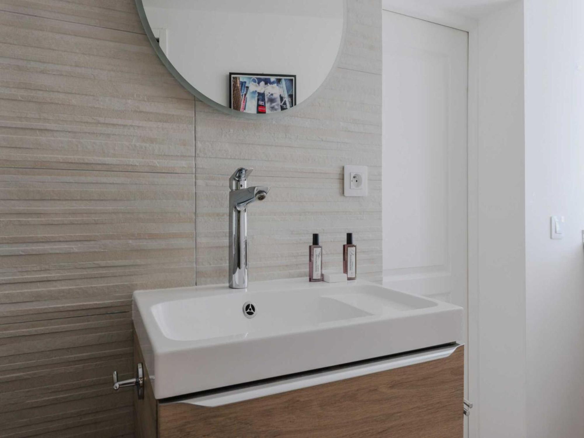 Charming Apt In Central - 1br 2p -sebastopol * Parijs