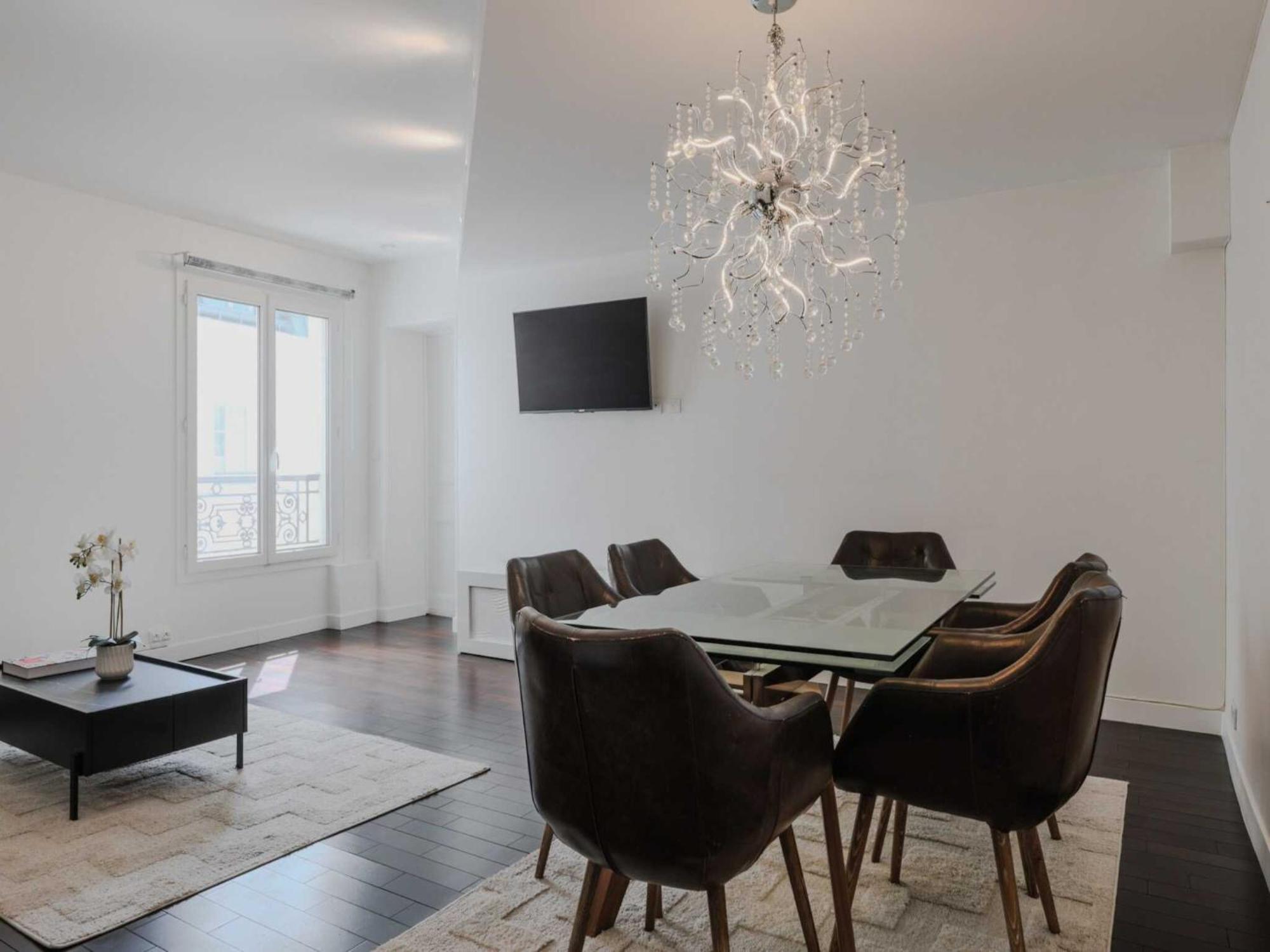 Charming Apt In Central - 1br 2p -sebastopol Parijs